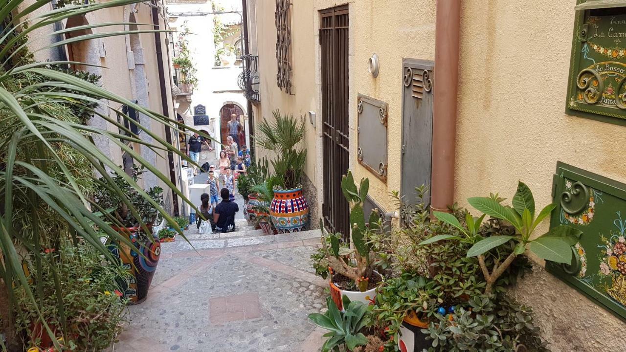 Appartament Cristian Taormina Exteriör bild